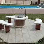 شقة Karos Bianco Apartmanhaz
