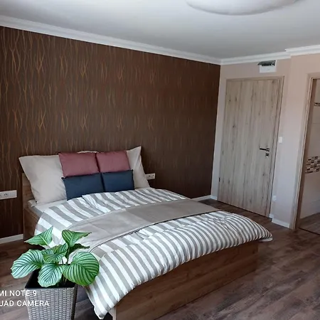 Karos Bianco Apartmanhaz