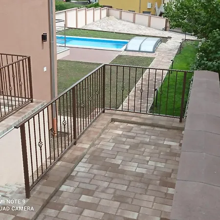 Karos Bianco *