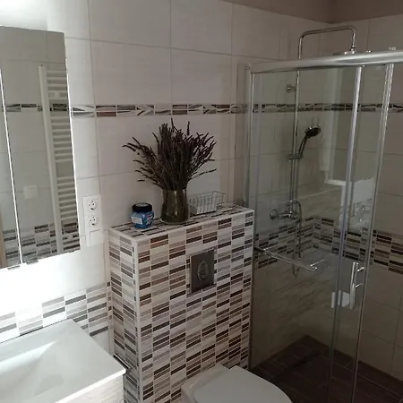 Karos Bianco Apartmanhaz Апартаменты *