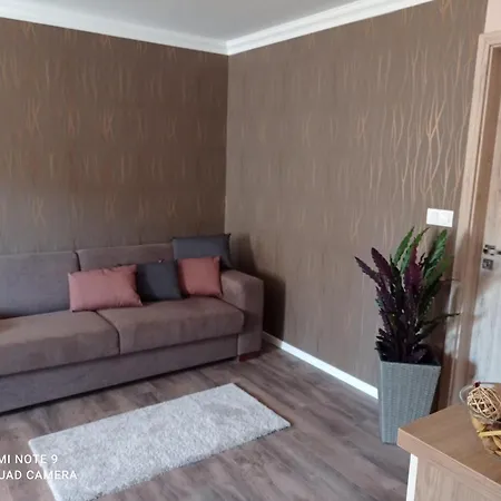 Karos Bianco Apartmanhaz Апартаменты *