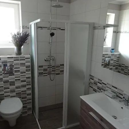 Апартаменты Karos Bianco Apartmanhaz