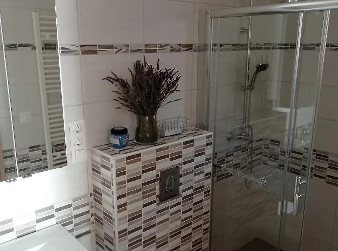 Karos Bianco Apartmanhaz Appartement *