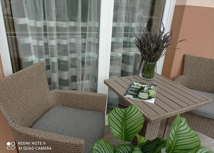Karos Bianco Apartmanhaz דירה *