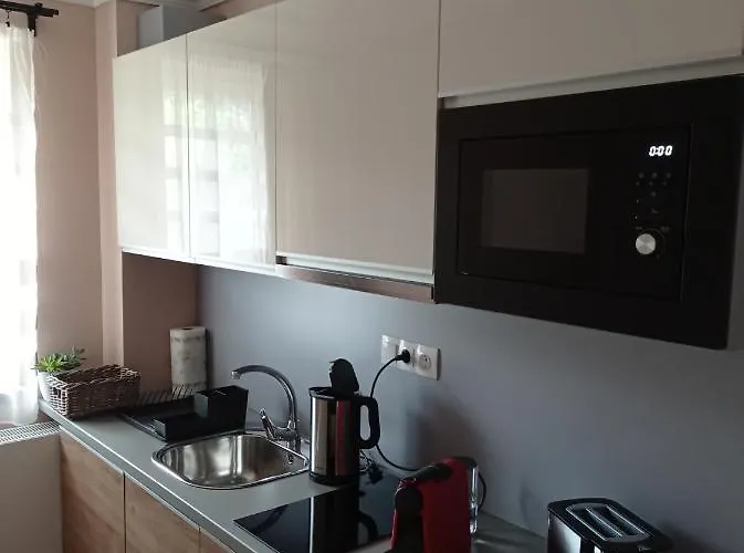 Karos Bianco Apartmanhaz דירה *