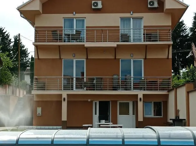 דירה Karos Bianco Apartmanhaz